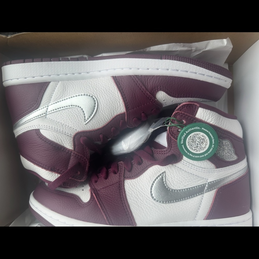Nike Air Jordan 1 Retro OG Athletic Sneakers in Maroon&White "Bordeaux"